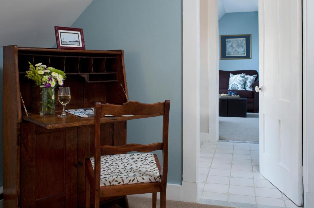 Brewster House Bed & Breakfast image 11