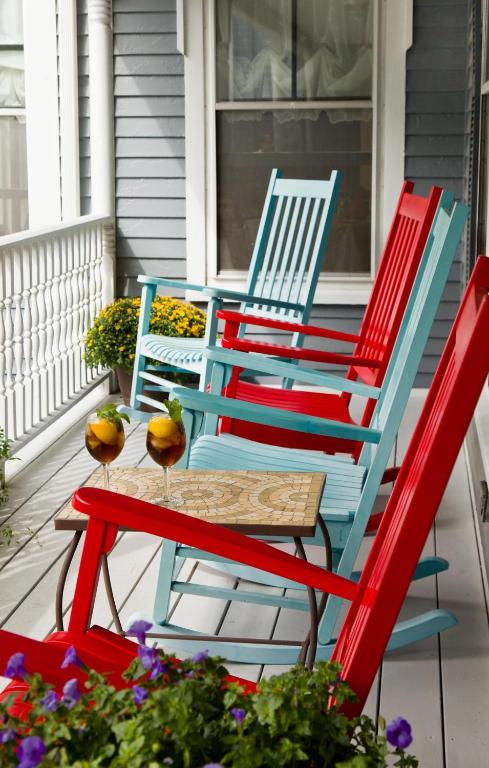 Brewster House Bed & Breakfast image 6